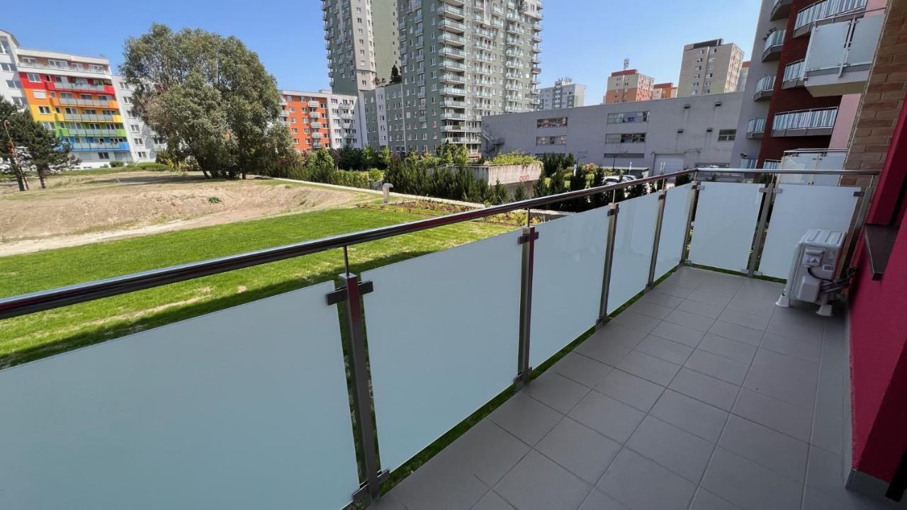 3 Room Apartment 2X Balcony, New Building, 21 Братислава Екстер'єр фото